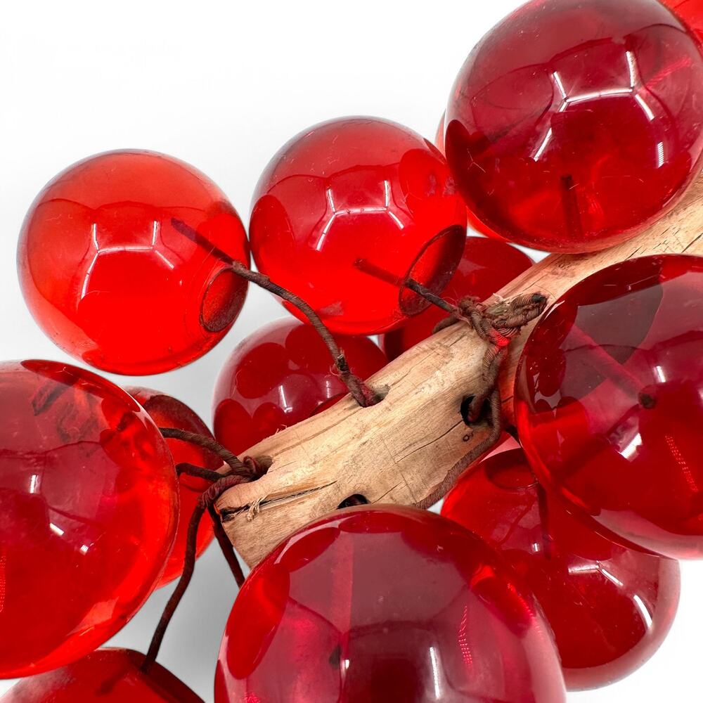 MCM Lucite Acrylic Red Grapes Cluster on Driftwood Stem Vintage Centerpiece - Picture 5 of 11